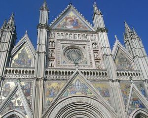 Wine, Orvieto and Montepulciano Private Day Trip from Rome By Car